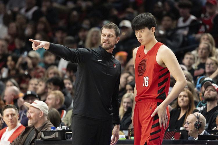 华体会体育登录入口-杨瀚森能否在NBA立足？开拓者媒体人忍不住说心里话，说得很实在