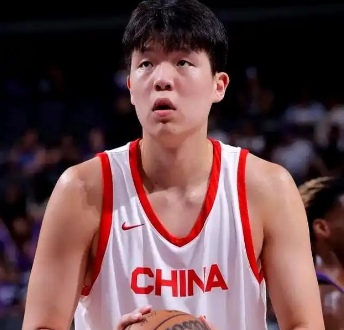 华体会体育登录入口-中国男篮热身赛前瞻5大看点：杨瀚森不打 仅两内线崔永熙回归首秀